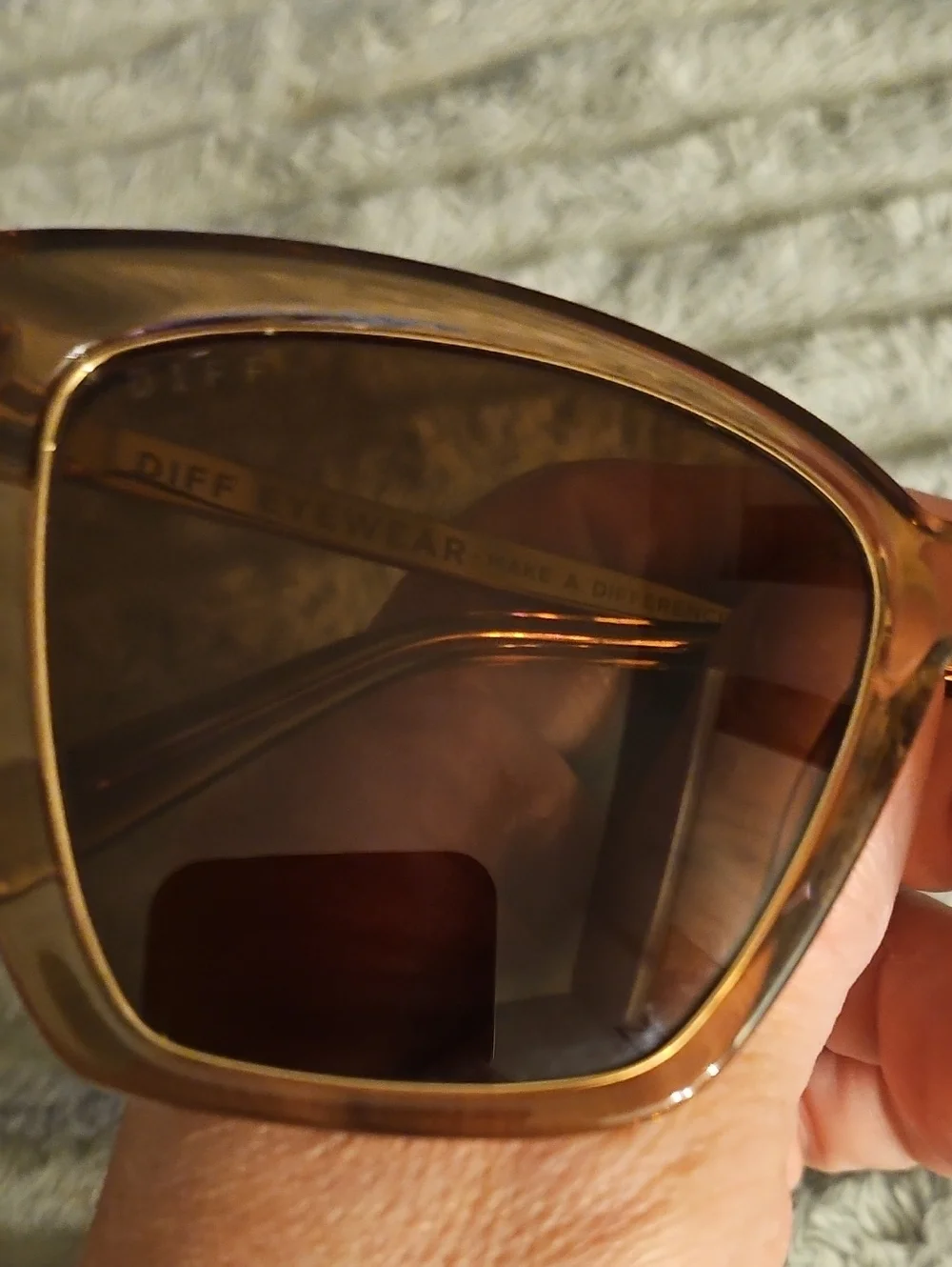 DIFF Eyewear Becky ....new
